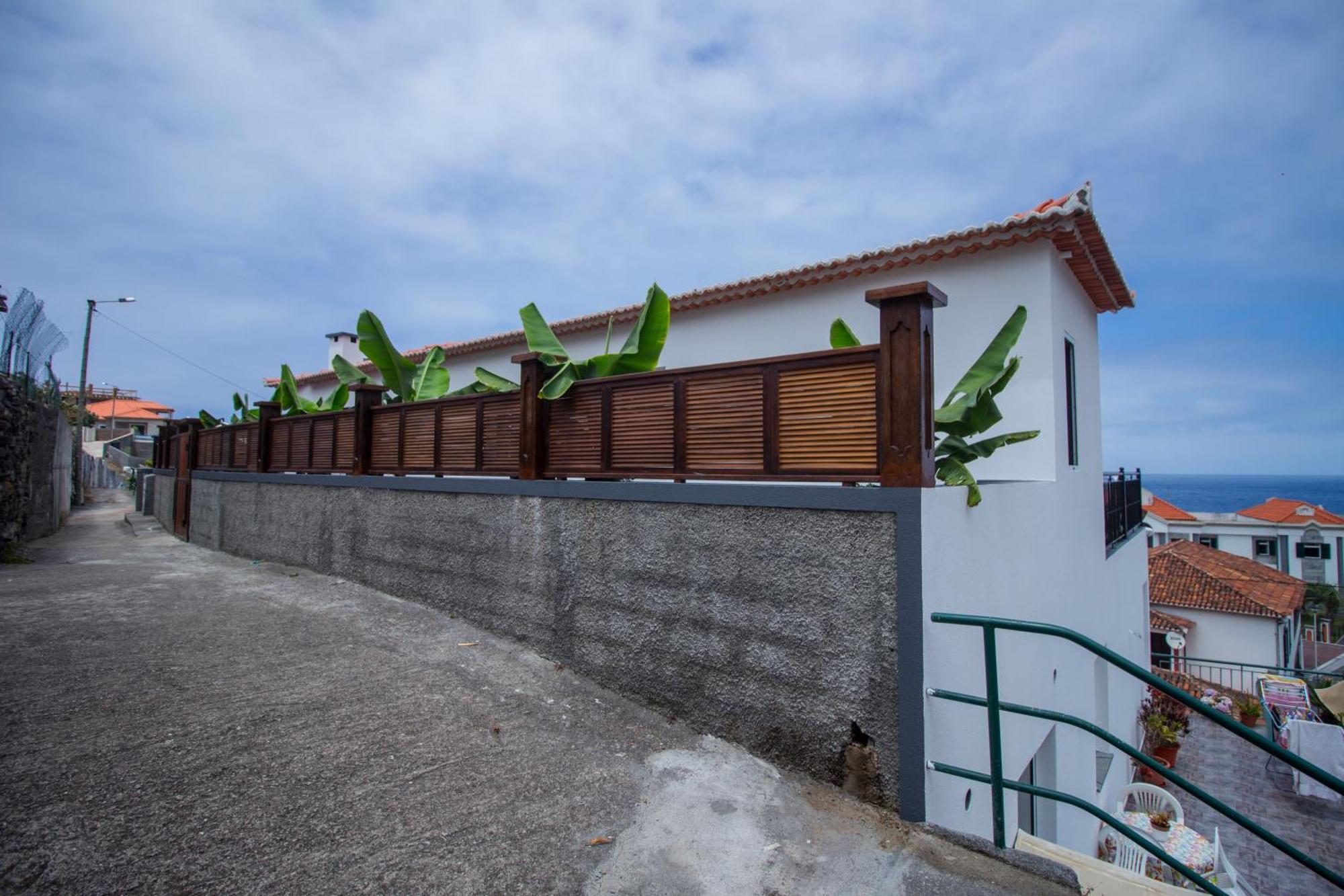 Oliveira'S Apartments - Madeira Island 폰타델가다 외부 사진