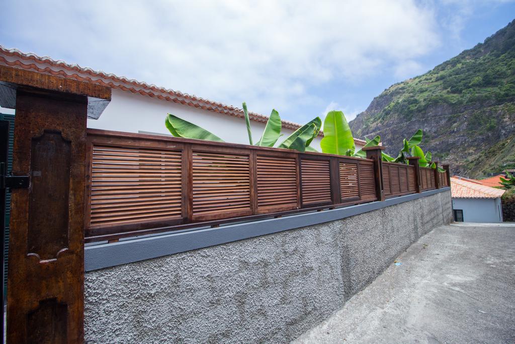 Oliveira'S Apartments - Madeira Island 폰타델가다 외부 사진