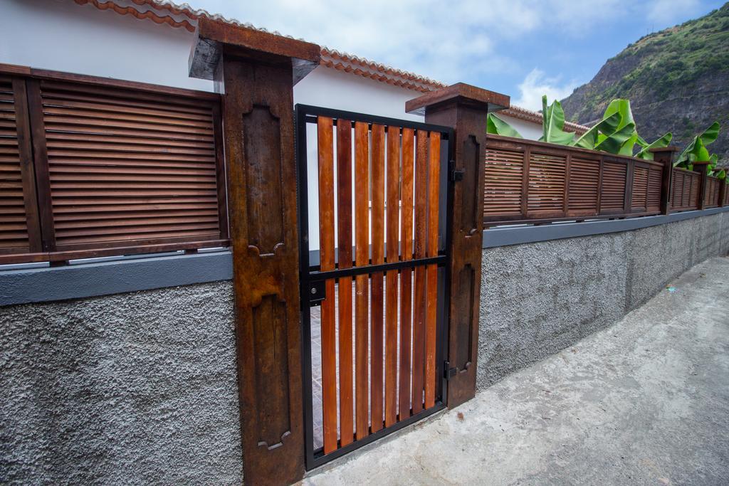 Oliveira'S Apartments - Madeira Island 폰타델가다 외부 사진