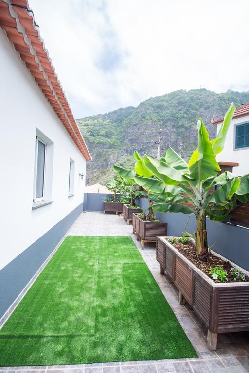 Oliveira'S Apartments - Madeira Island 폰타델가다 외부 사진