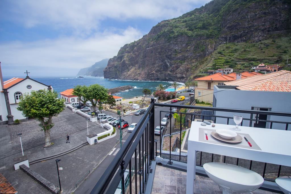 Oliveira'S Apartments - Madeira Island 폰타델가다 외부 사진