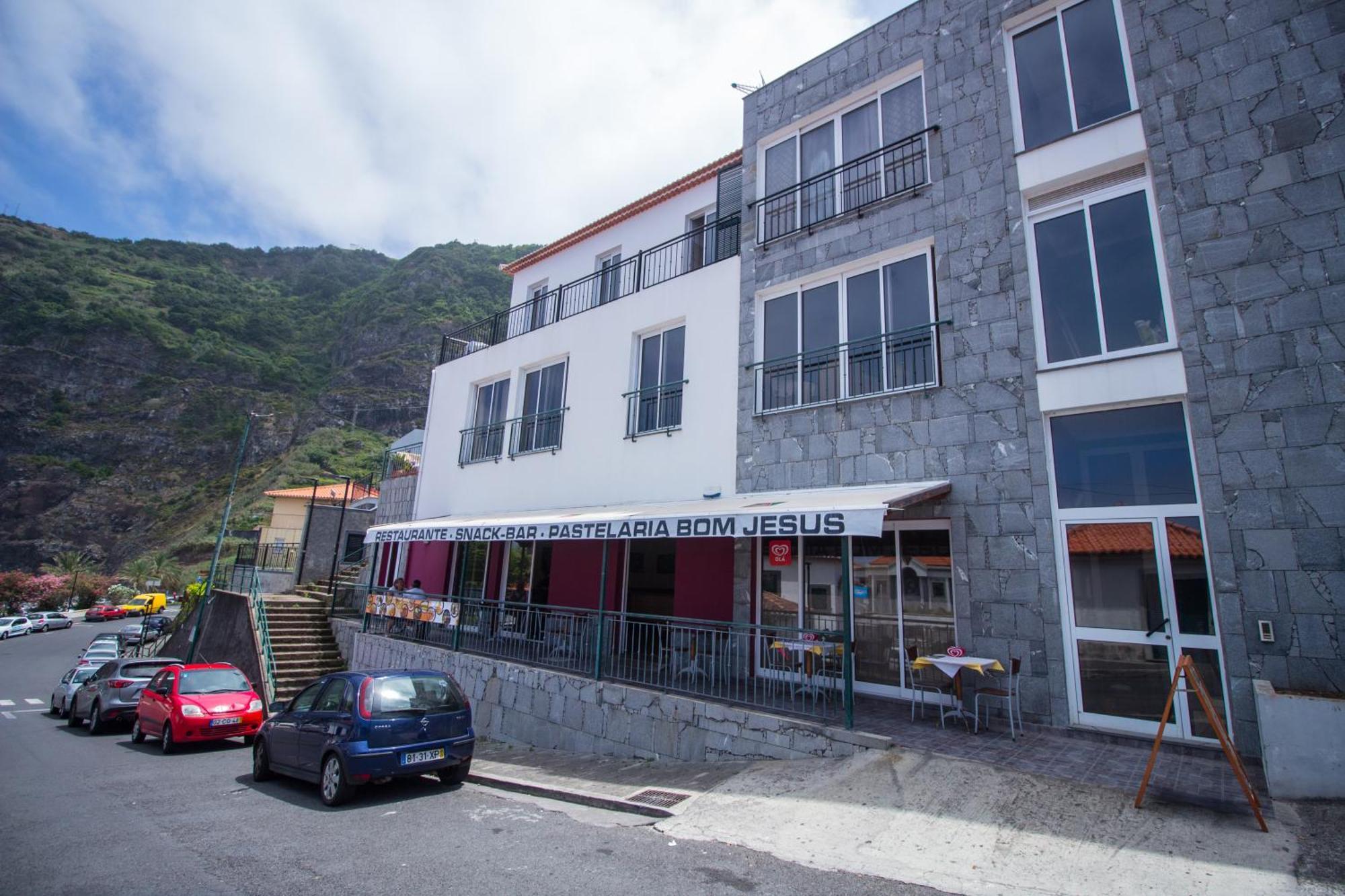 Oliveira'S Apartments - Madeira Island 폰타델가다 외부 사진